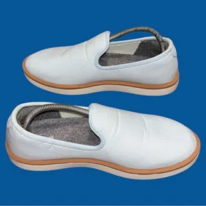 Allbirds mens slip on sneakers blue with brown trim excellent condition M10.