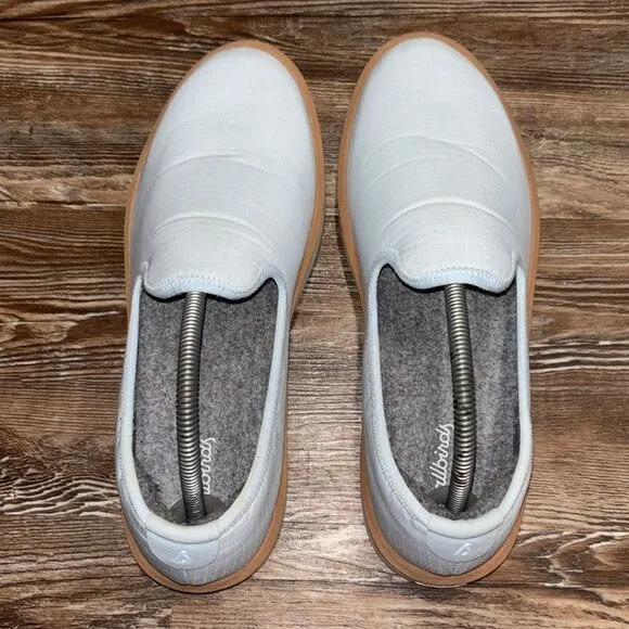 Allbirds mens slip on sneakers blue with brown trim excellent condition M10.