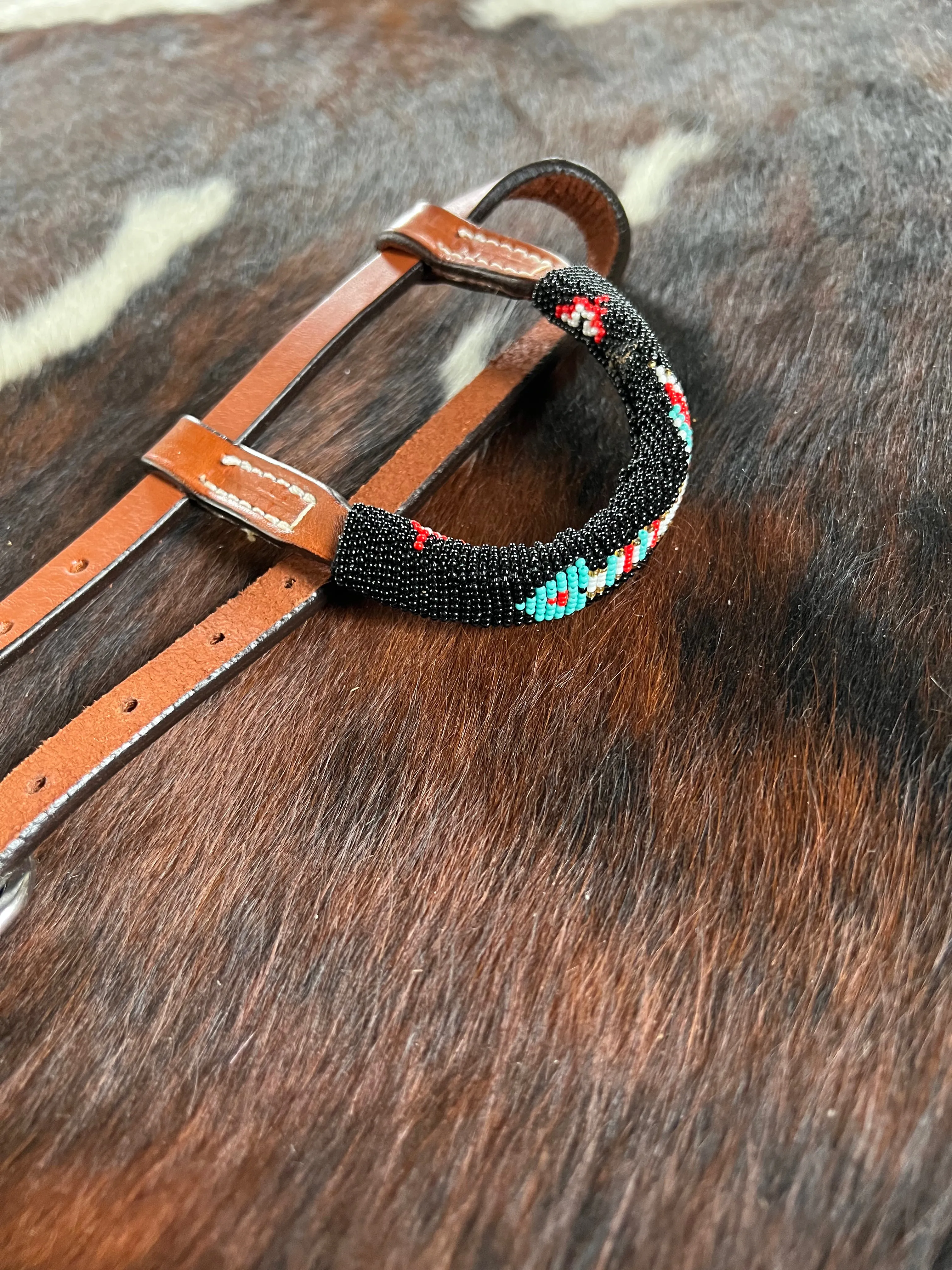 Beaded one ear headstall with arrow design
