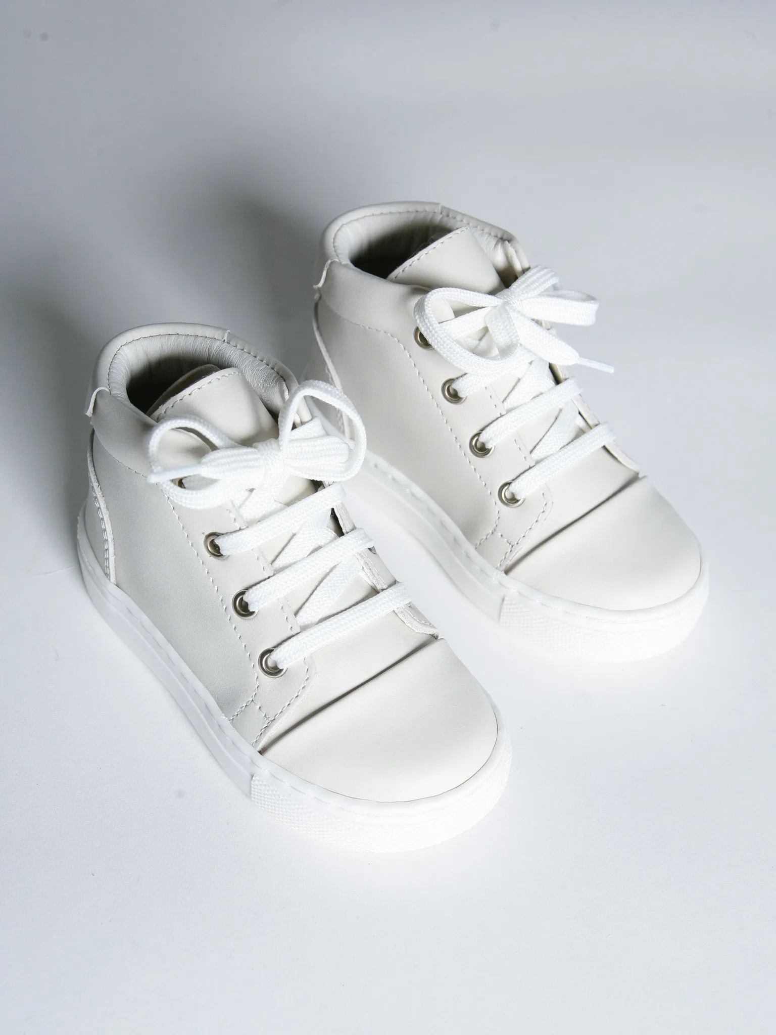 Borboleta Beige 'Danilo' Leather Hi-Top Boots