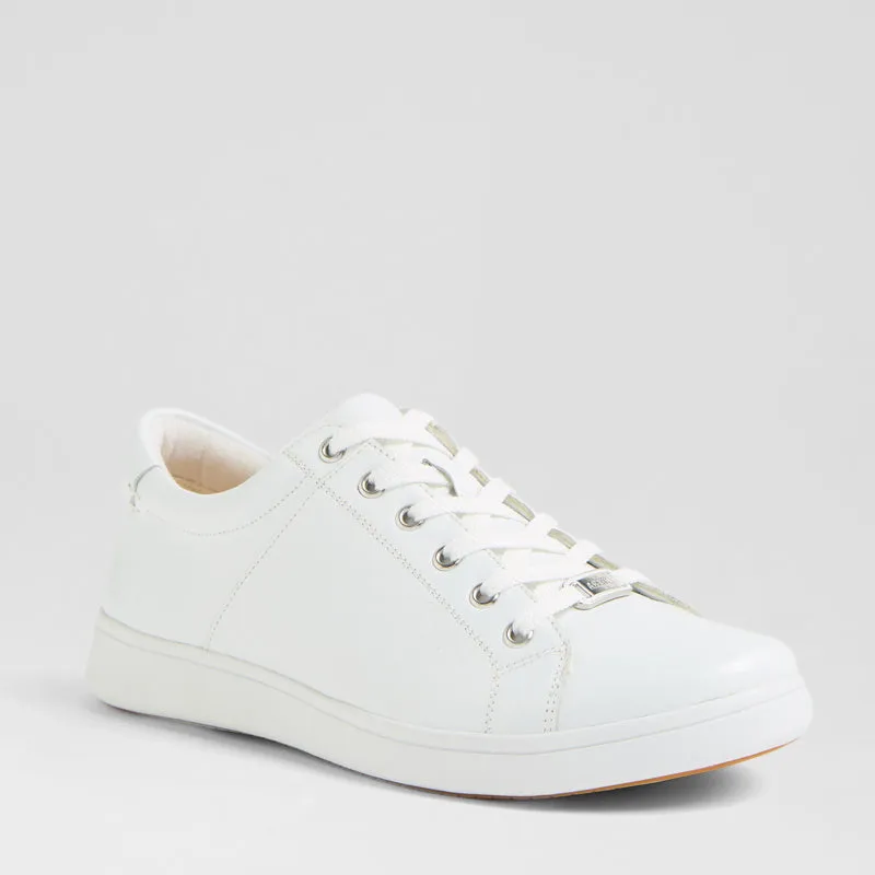 DELILAH XF - WHITE EMBOSSED LEATHER