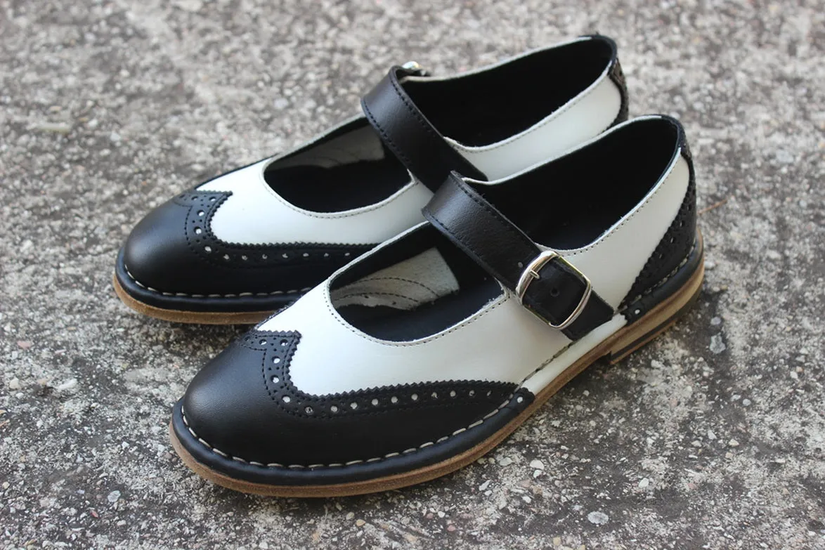 HAND 80Bis - Mary Jane Oxford