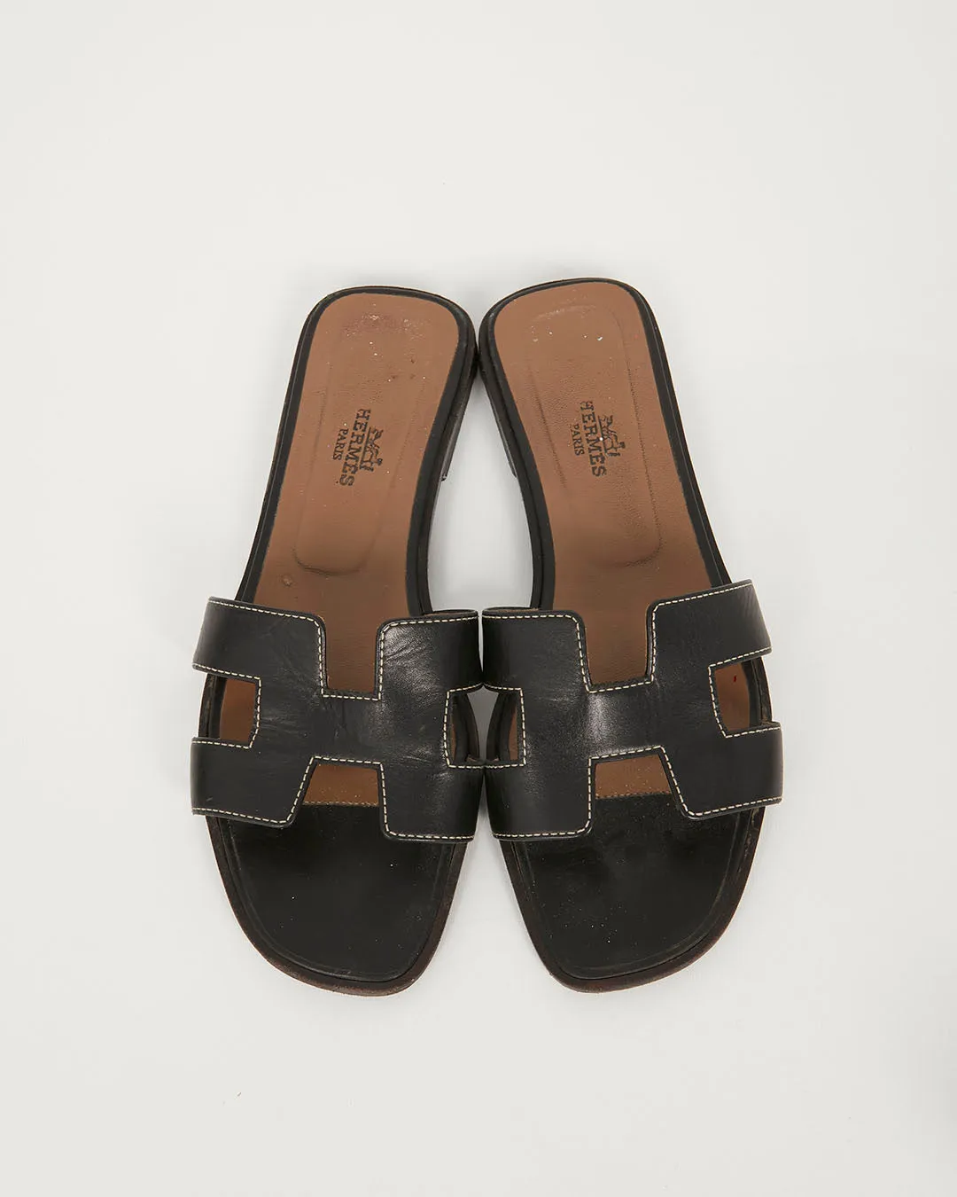 Hermès Black Leather Contrast Stitching Oran Sandals  - 38