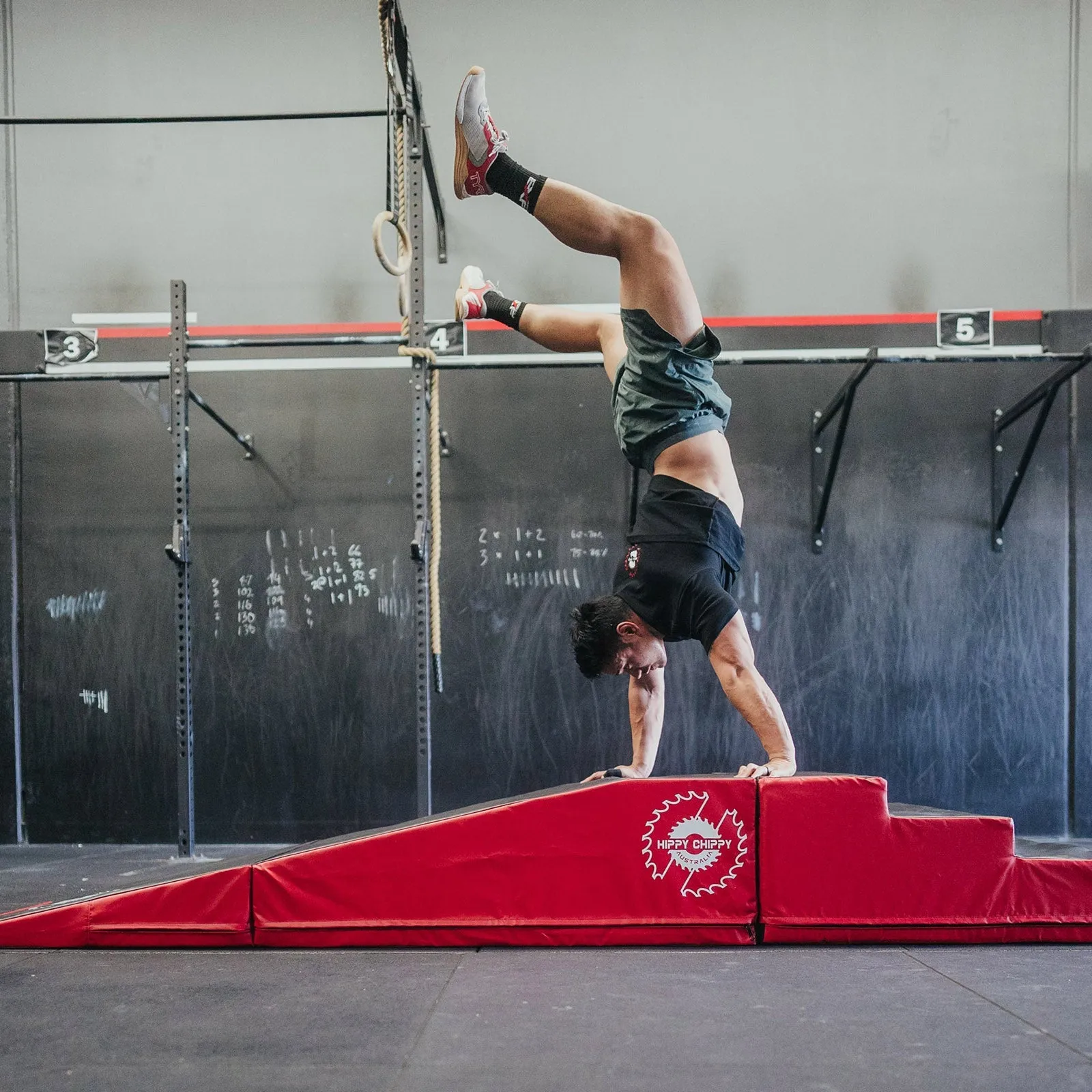Hippy Chippy - RX Handstand Obstacle Course (soft)