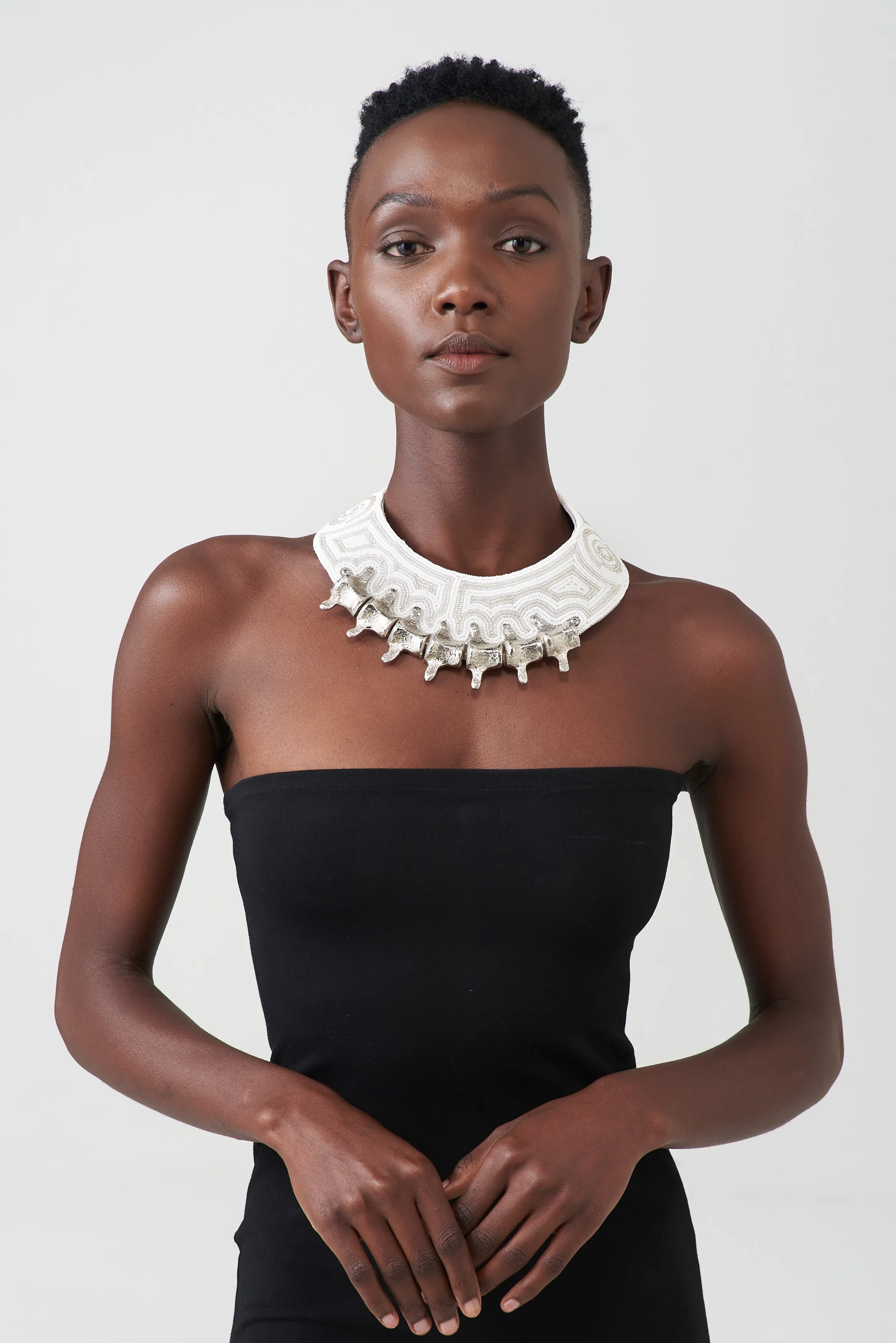 MTWANA NECK PIECE