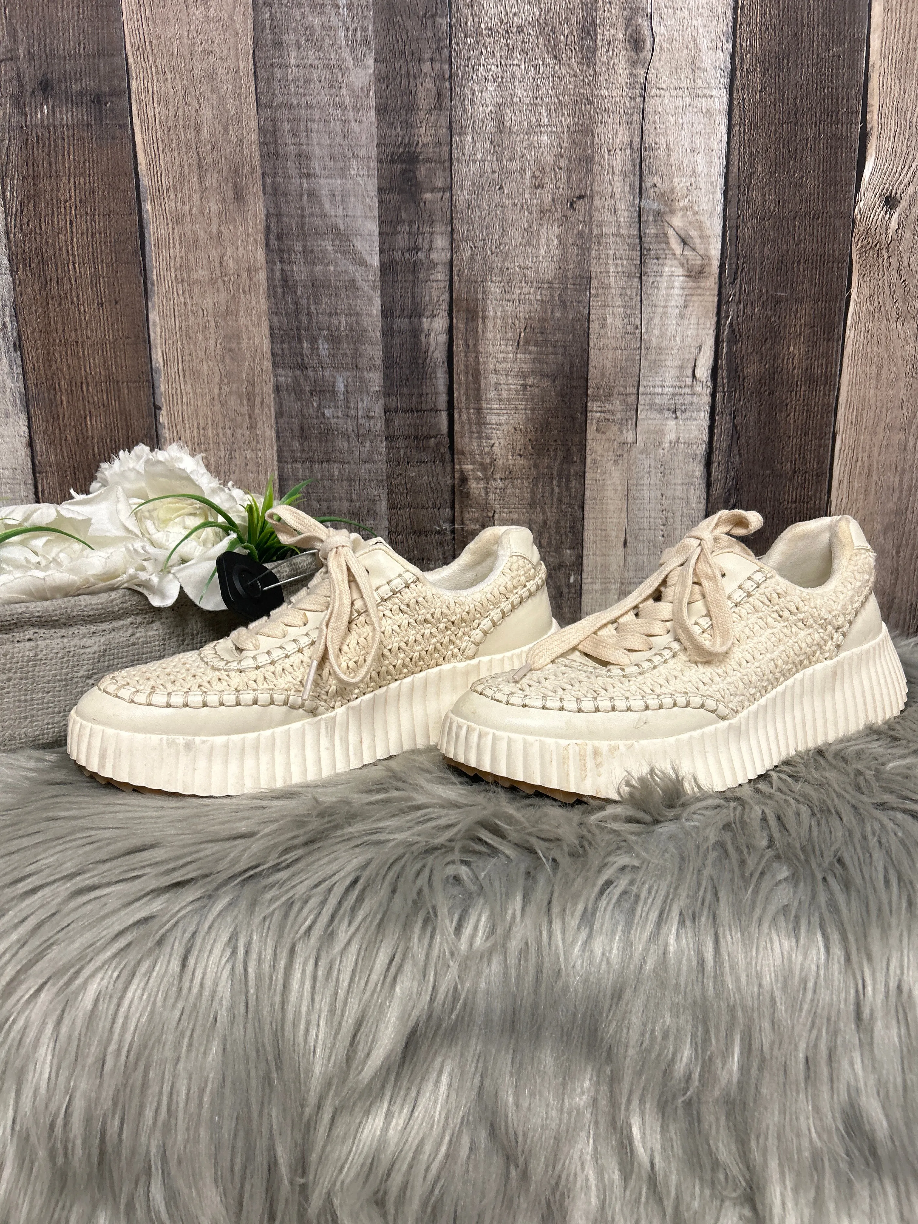 Shoes Sneakers By Shu Shop In Beige, Size: 7.5