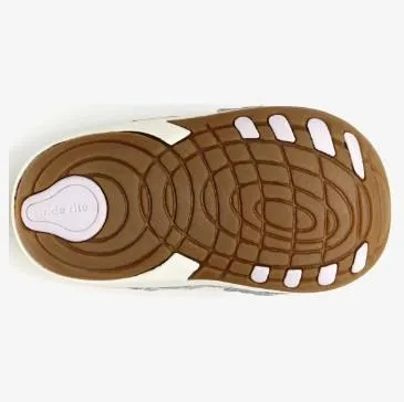 Stride Rite Artie Sneaker