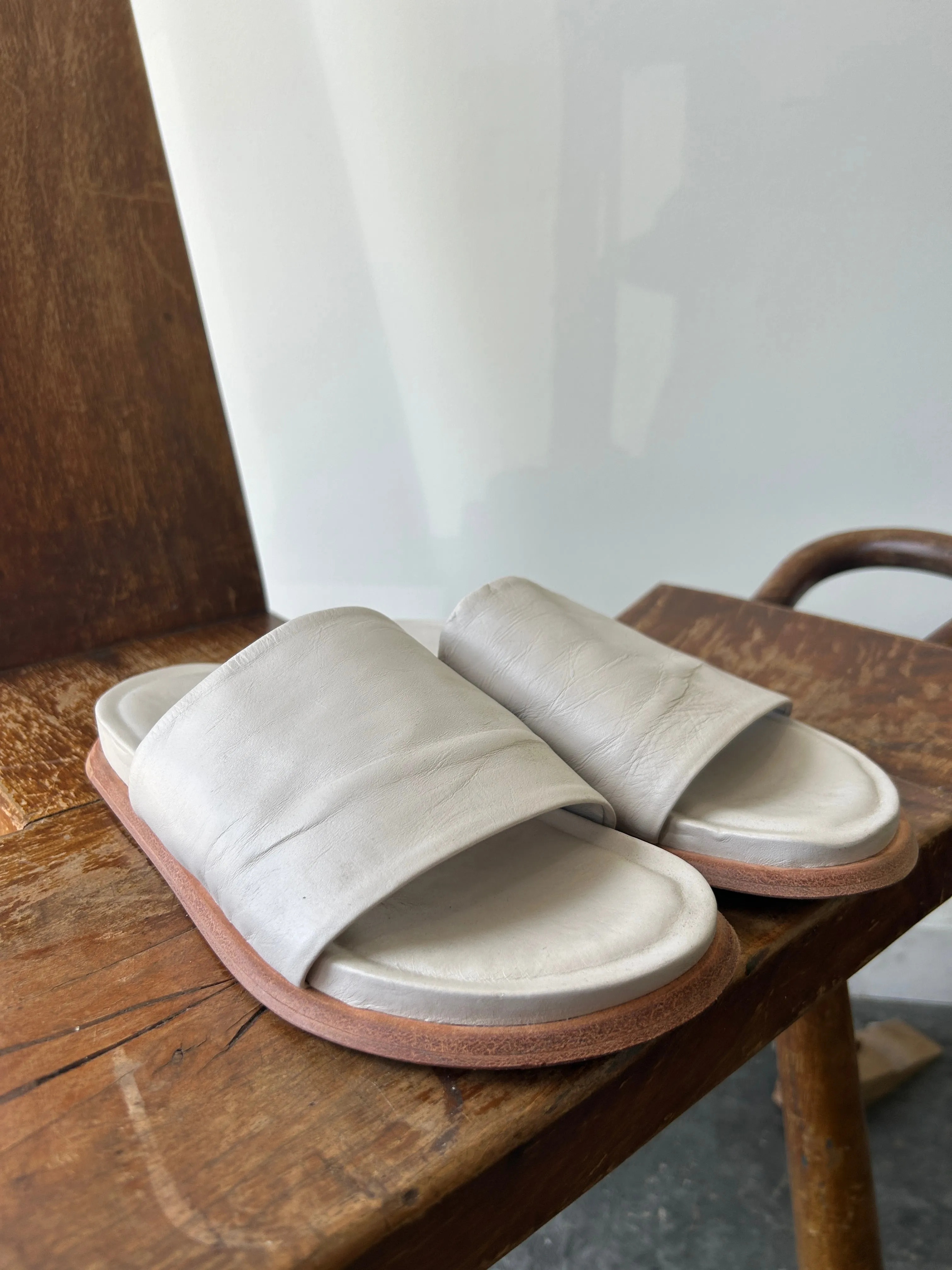 Wal and Pai White Leather Slides
