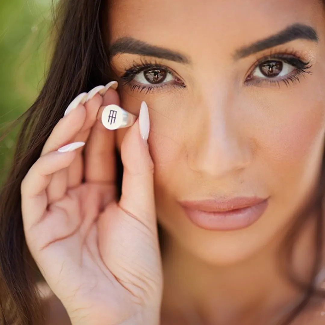WINGTIP OVAL SIGNET RING