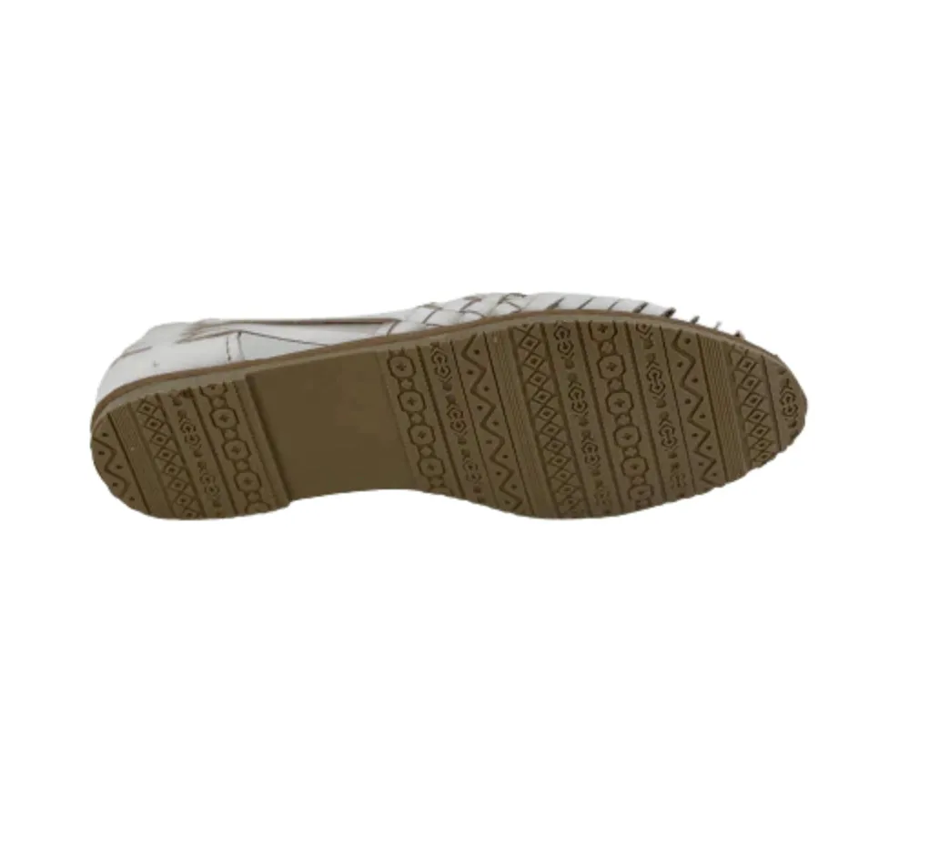 Women’s White Sandles