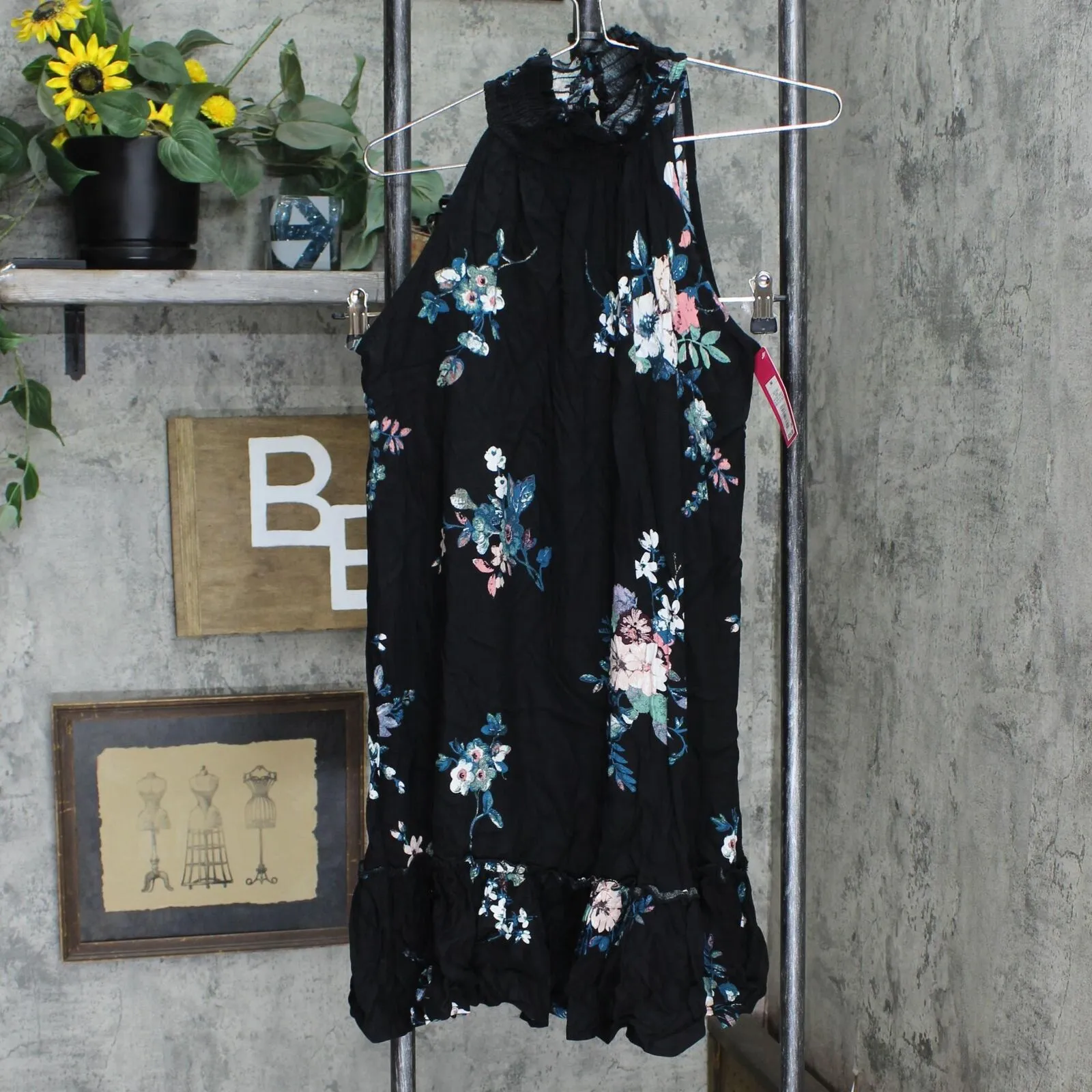 Xhilaration Women's Floral Print Sleeveless Ruffle Bottom Shift Dress