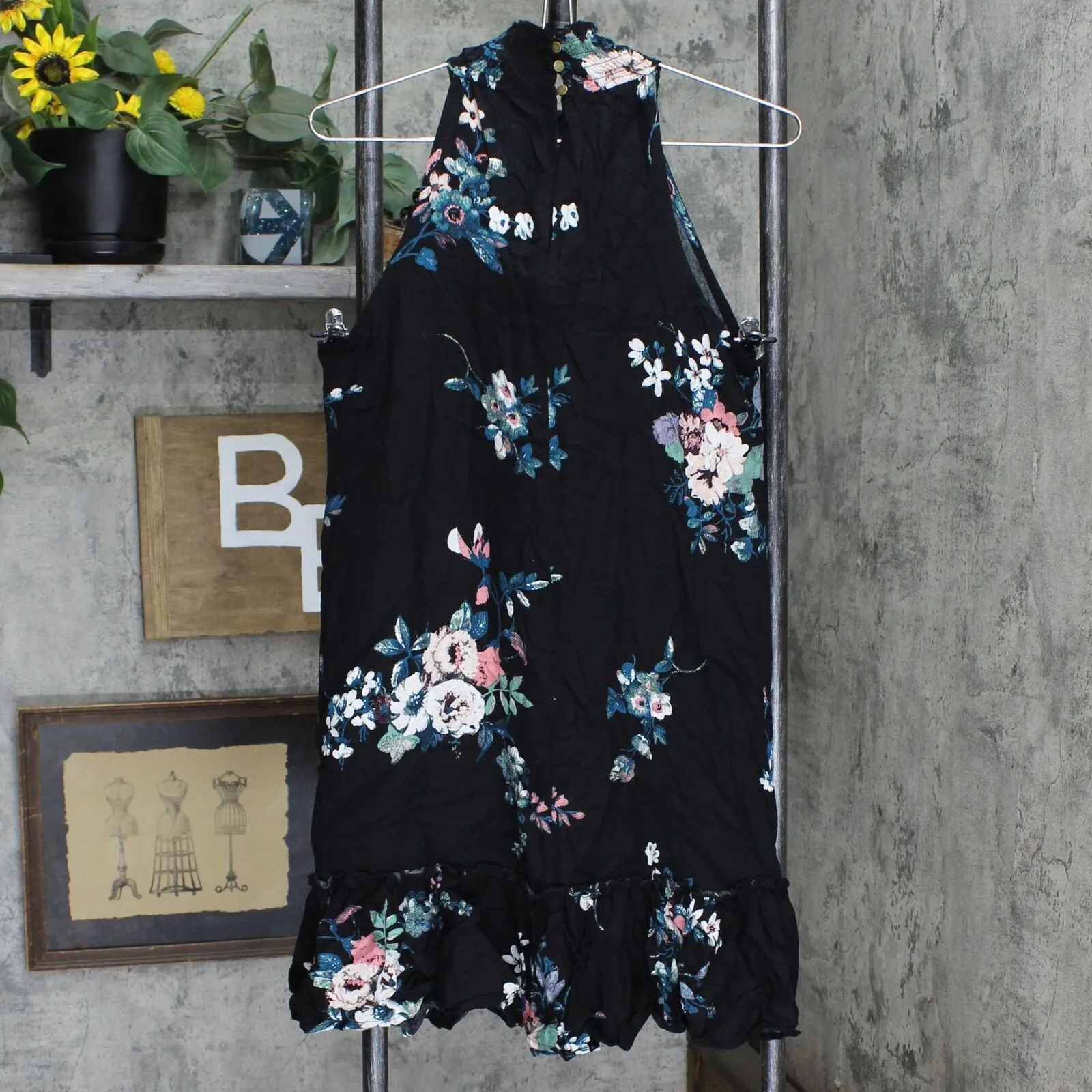 Xhilaration Women's Floral Print Sleeveless Ruffle Bottom Shift Dress